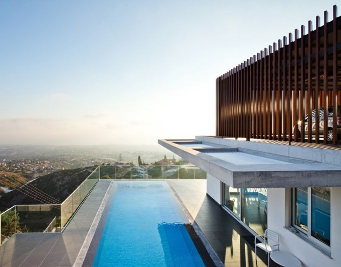 Image No.1-4 Bed House for sale