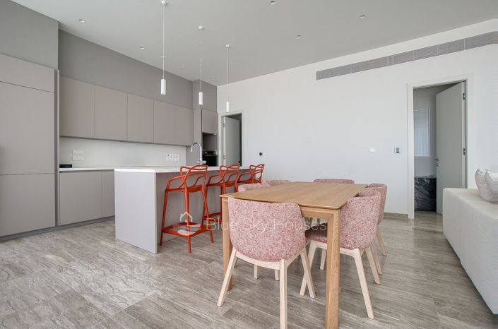 Image No.5-Maison de 3 chambres à vendre à Mouttagiaka