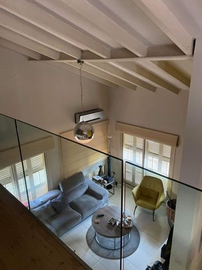 Image No.9-4 Bed House for sale