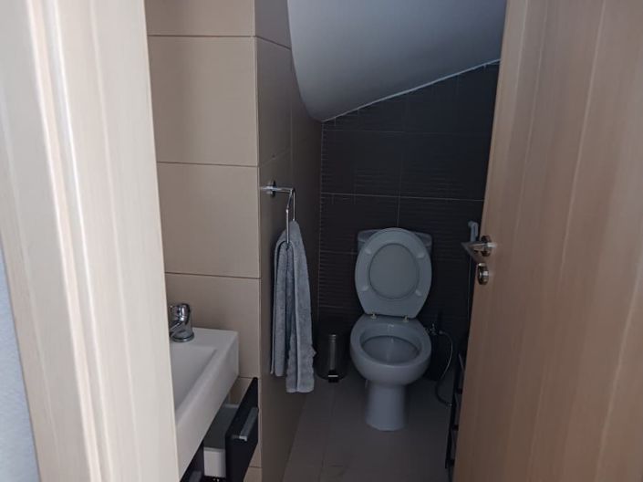 Image No.3-Maison de 3 chambres à vendre à Mouttagiaka