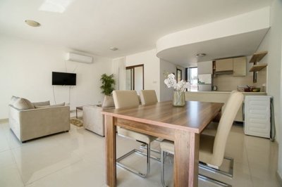 540469-town-house-for-sale-in-mouttagiakafull