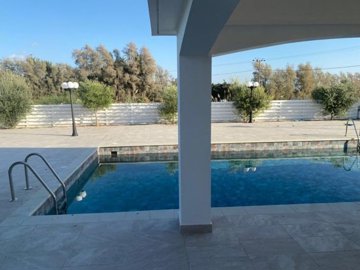 541594-detached-villa-for-sale-in-select-loca