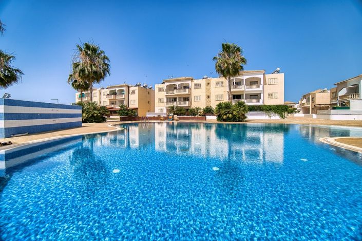 Image No.8-2 Bed Apartment for sale