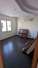 445113-apartment-for-sale-in-kato-paphos-univ