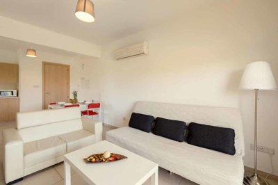 507310-apartment-in-pylaorig