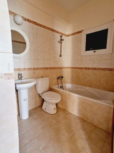 Image No.10-3 Bed Apartment for sale