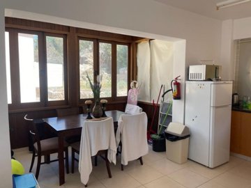 515148-kato-paphos-universal-2-bedroom-apartm