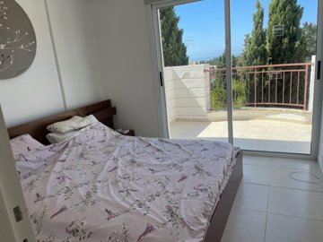 515152-kato-paphos-universal-2-bedroom-apartm