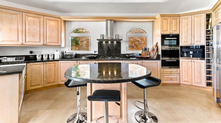 Image No.9-Maison de 4 chambres à vendre à Kamares