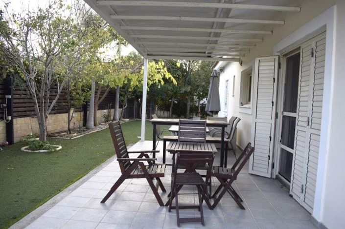 Image No.2-Maison de 3 chambres à vendre à Meneou