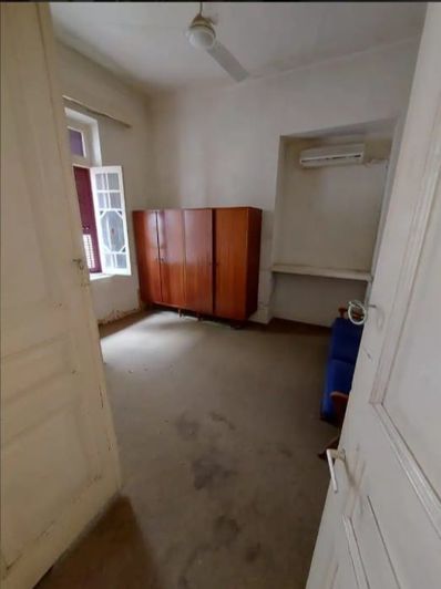 Image No.6-5 Bed House for sale