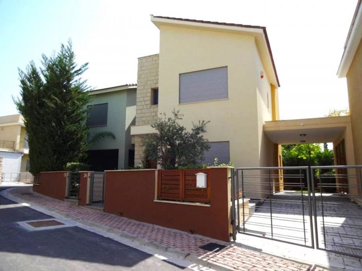 Image No.1-3 Bed House for sale