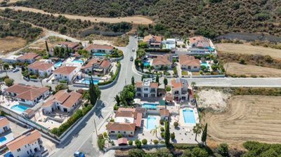 704911-detached-villa-for-sale-in-pissouriori