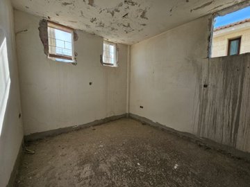 587152-detached-villa-for-sale-in-zygiorig