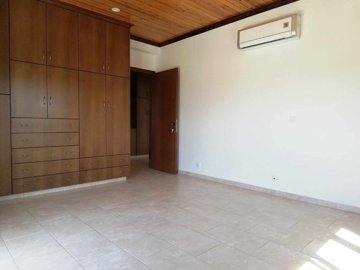562296-detached-villa-for-sale-in-palodeiaori