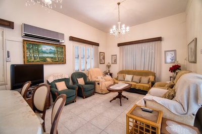 569666-detached-villa-for-sale-in-select-loca