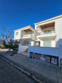 573005-apartment-for-sale-in-pervoliafull