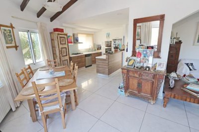 581675-detached-villa-for-sale-in-talafull
