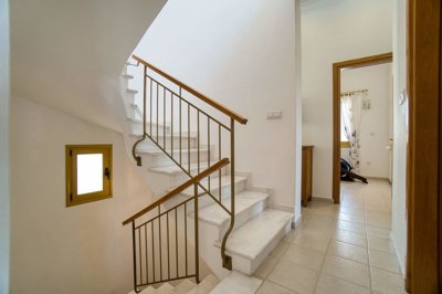 582171-detached-villa-for-sale-in-chlorakaori