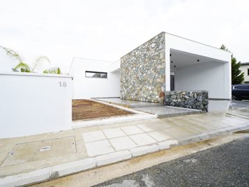 641446-detached-villa-for-sale-in-pyla-touris
