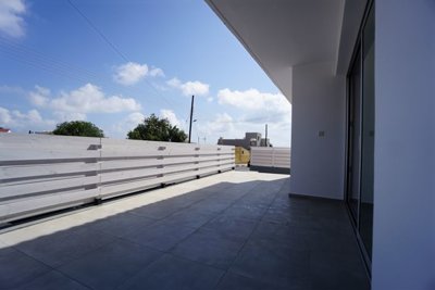592335-town-house-for-sale-in-chlorakaorig