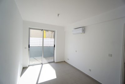 592330-town-house-for-sale-in-chlorakaorig