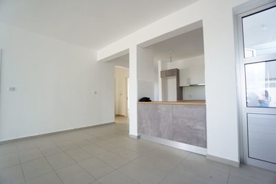 592336-town-house-for-sale-in-chlorakaorig