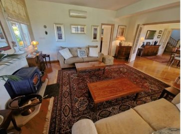 1 - Laneia, House