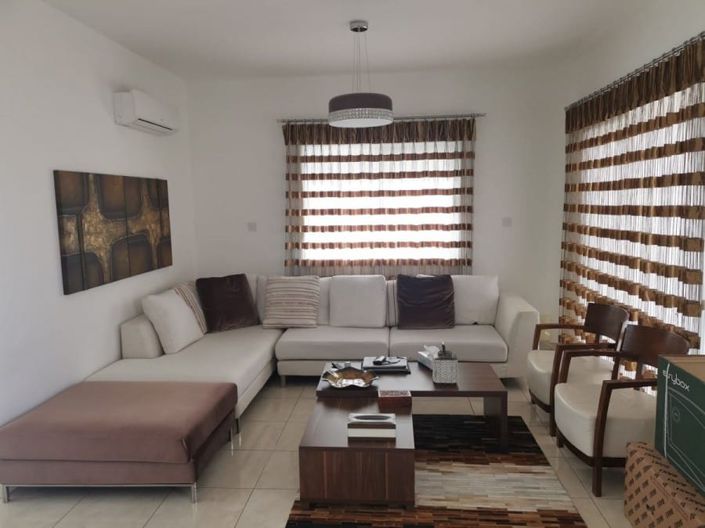 Image No.1-3 Bed House for sale