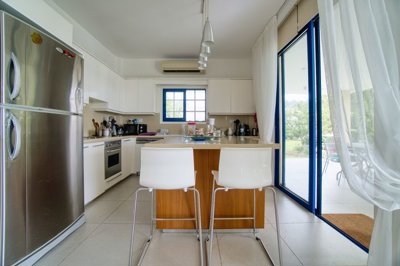 606501-detached-villa-for-sale-in-mandriaorig