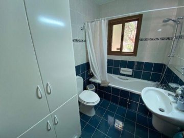 613117-detached-villa-for-sale-in-pissouriful