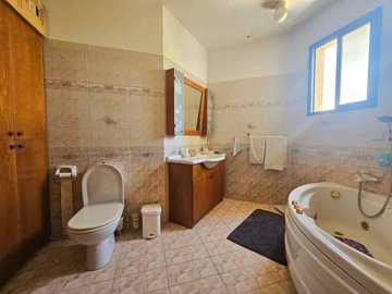 613030-detached-villa-for-sale-in-agia-fylaor