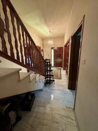 613923-four-bedroom-three-bathroom-home-in-fa
