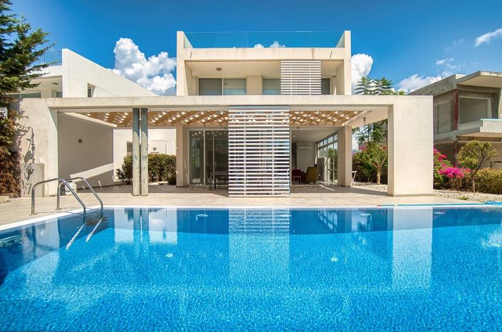 Image No.1-4 Bed House for sale