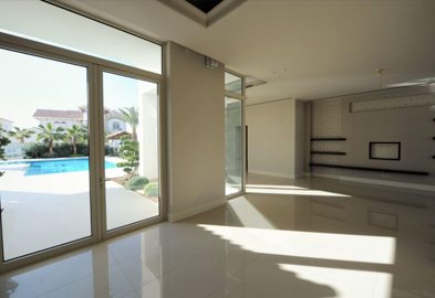 617879-detached-villa-for-sale-in-pervoliaful