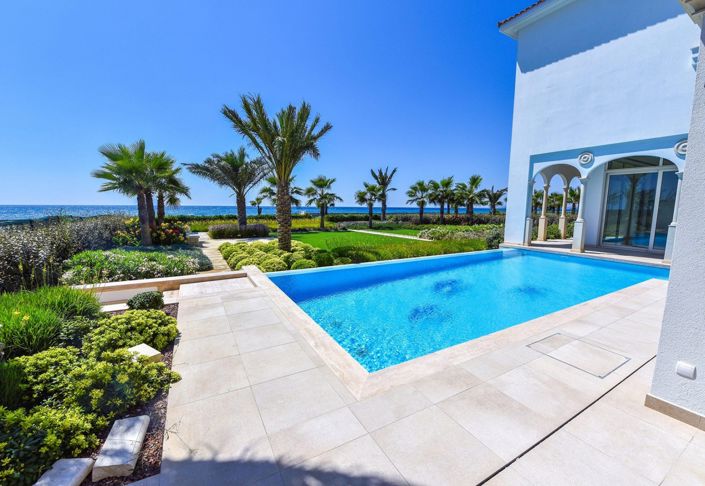 Image No.1-6 Bed House for sale