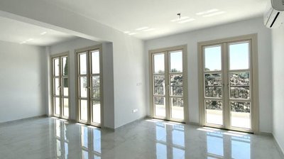 618485-detached-villa-for-sale-in-select-loca