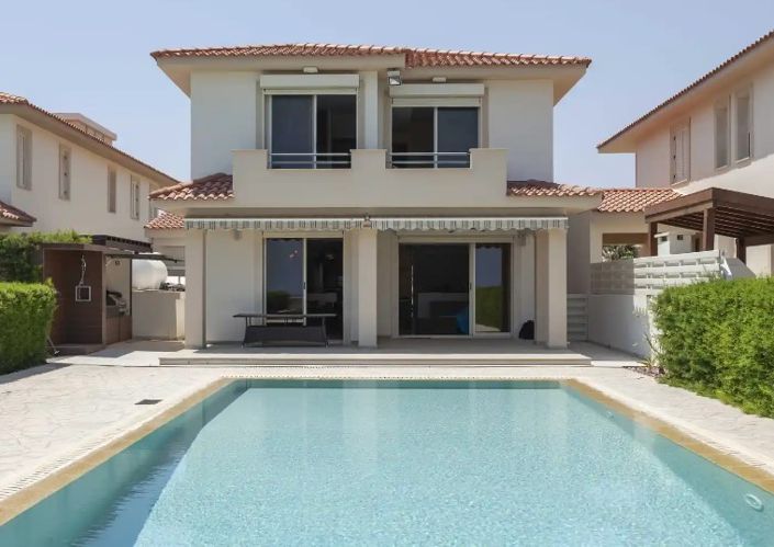 Image No.1-5 Bed House for sale