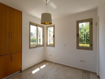621871-detached-villa-for-sale-in-polisfull