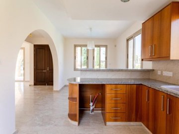 621891-detached-villa-for-sale-in-polisfull