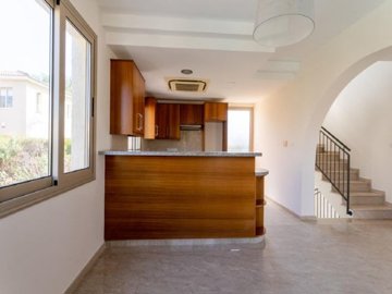 621889-detached-villa-for-sale-in-polisfull