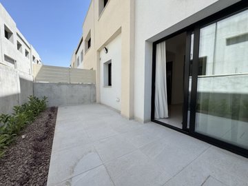 695068-town-house-for-sale-in-parekklisiaorig