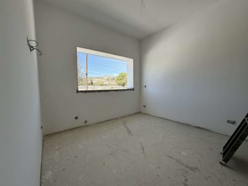 624089-town-house-for-sale-in-parekklisiaorig