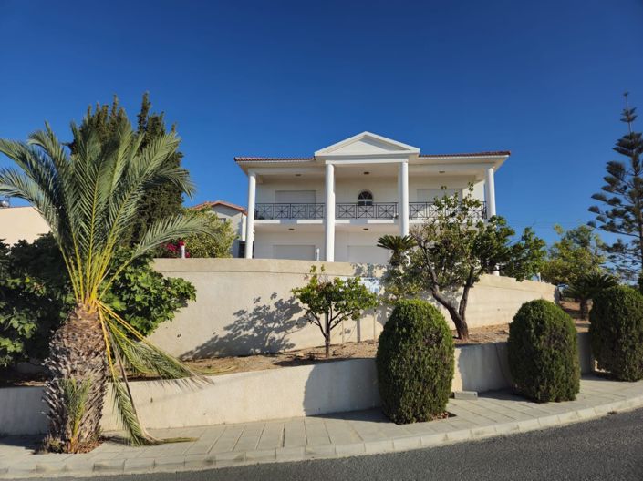 Image No.1-3 Bed House for sale