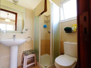 627363-apartment-for-sale-in-larnaka-kamaresf