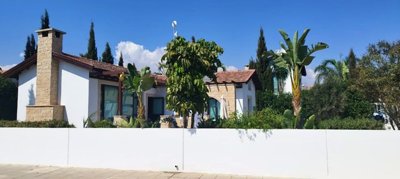 630166-detached-villa-for-sale-in-ayia-thekla