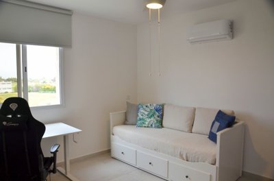 630884-apartment-for-sale-in-larnaka-makenzyo