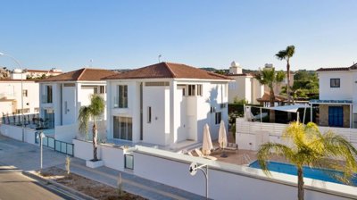 632665-detached-villa-for-sale-in-perneraorig