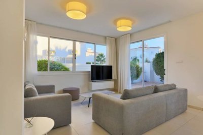 632668-detached-villa-for-sale-in-perneraorig