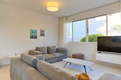 632669-detached-villa-for-sale-in-perneraorig